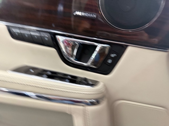 2014 Jaguar XJL Portfolio