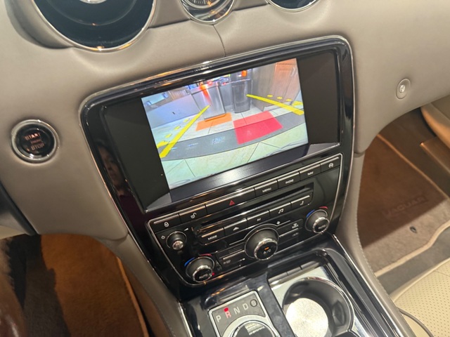 2014 Jaguar XJL Portfolio