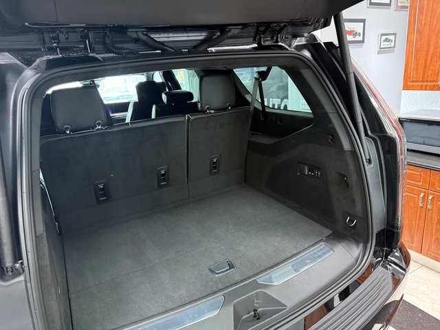 2026 Cadillac Escalade ESV Platinum Sport