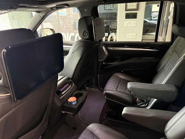 2026 Cadillac Escalade ESV Platinum Sport