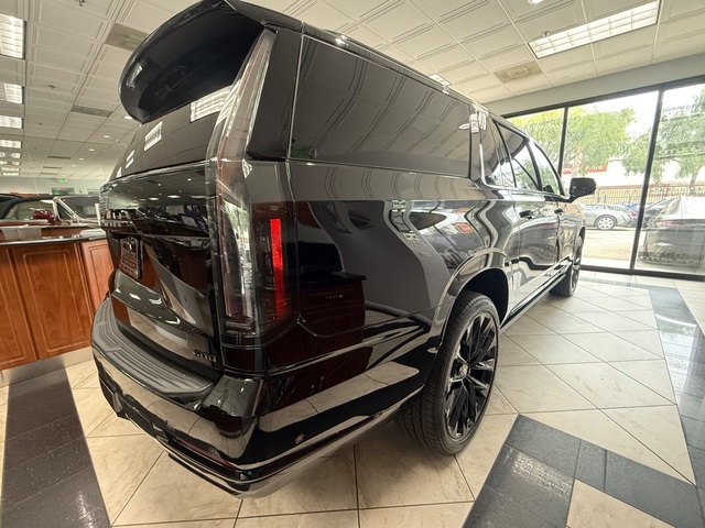 2026 Cadillac Escalade ESV Platinum Sport