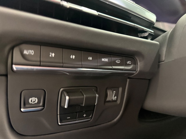 2026 Cadillac Escalade ESV Platinum Sport