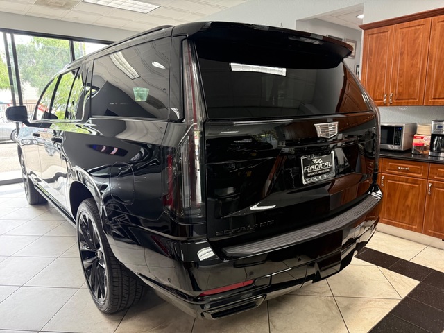 2026 Cadillac Escalade ESV Platinum Sport