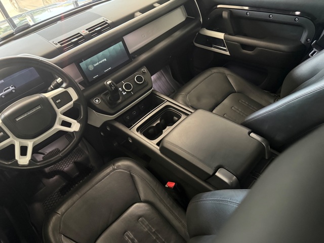 2020 Land Rover Defender 110 HSE
