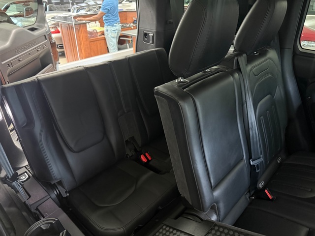 2020 Land Rover Defender 110 HSE