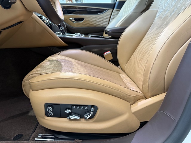 2022 Bentley Flying Spur V8
