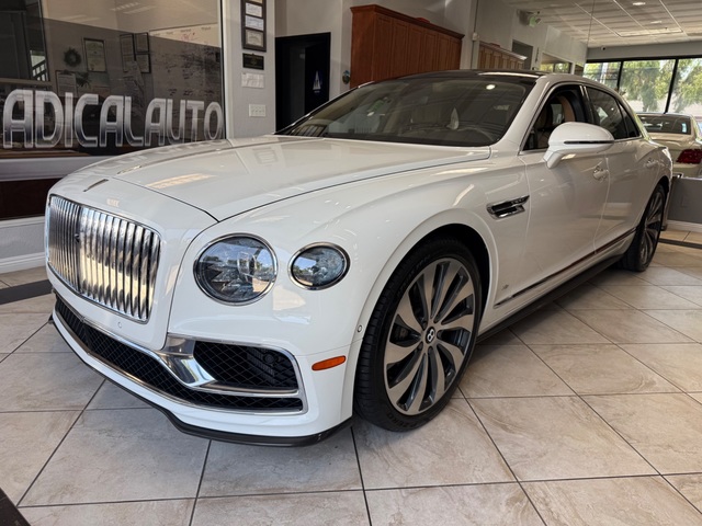 2022 Bentley Flying Spur V8