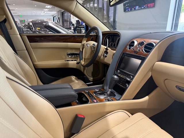 2016 Bentley Flying Spur V8