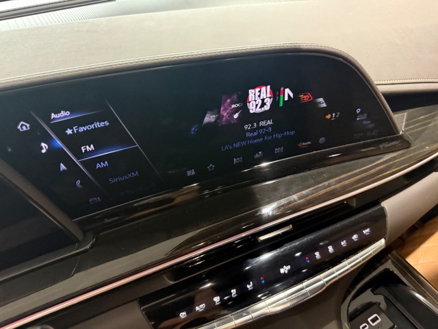 2023 Cadillac Escalade ESV