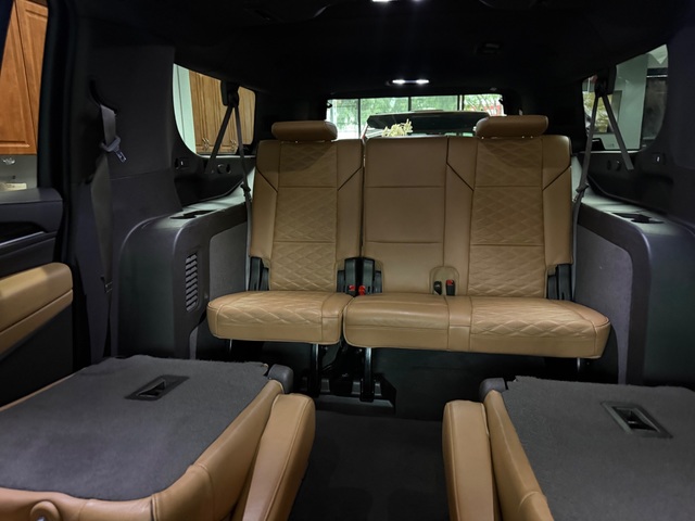 2023 Cadillac Escalade ESV