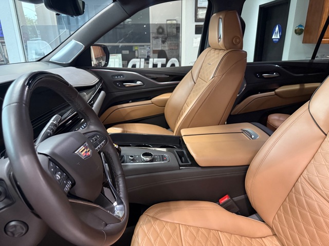 2023 Cadillac Escalade ESV