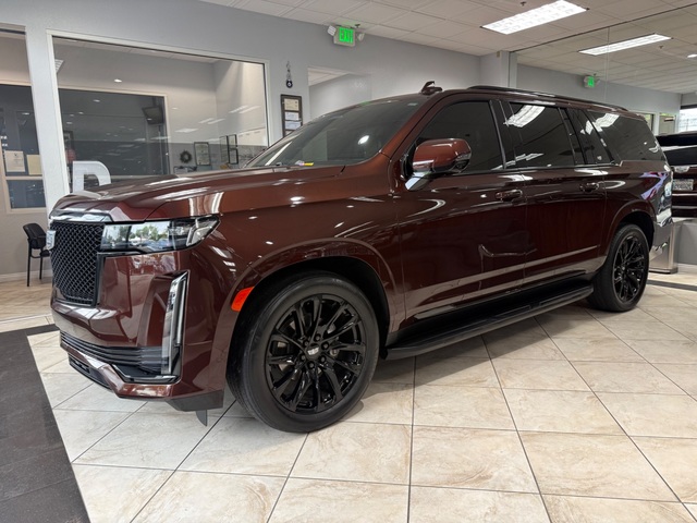 2023 Cadillac Escalade ESV