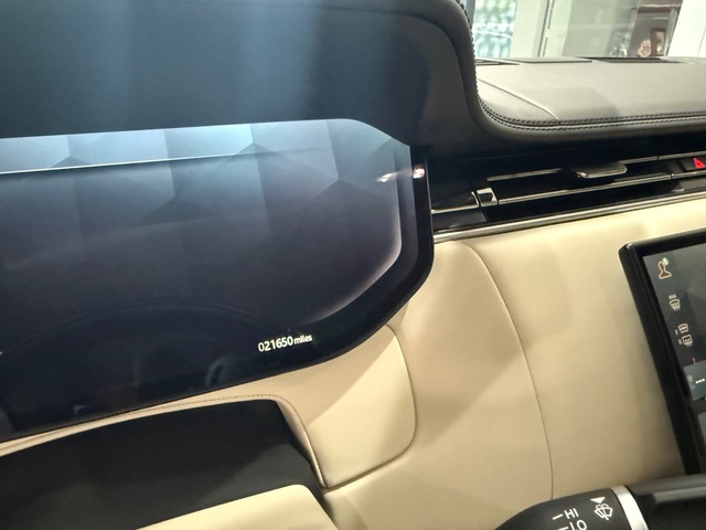 2024 Land Rover Range Rover P530 SE LWB
