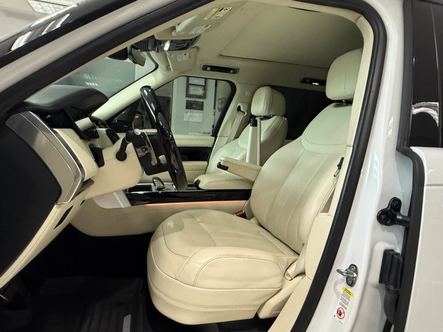 2024 Land Rover Range Rover P530 SE LWB