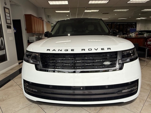 2024 Land Rover Range Rover P530 SE LWB
