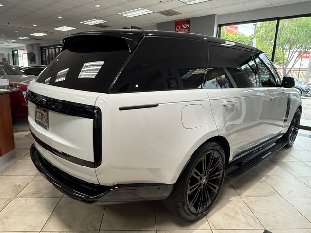 2024 Land Rover Range Rover P530 SE LWB