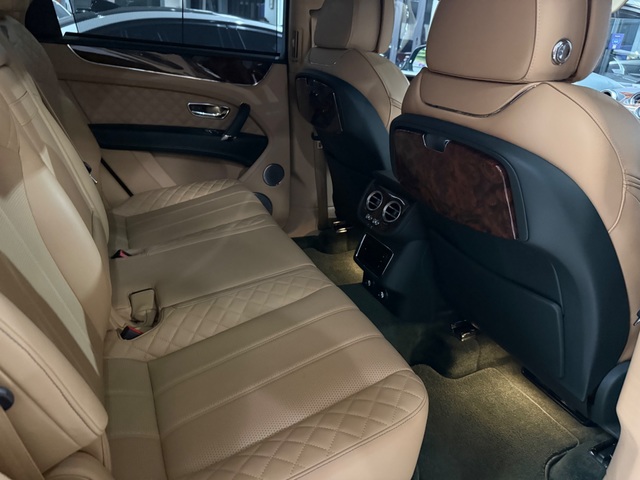 2017 Bentley Benteyga W12