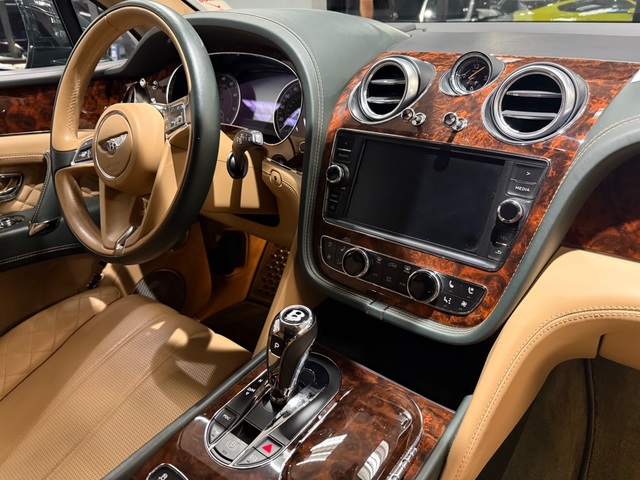 2017 Bentley Benteyga W12