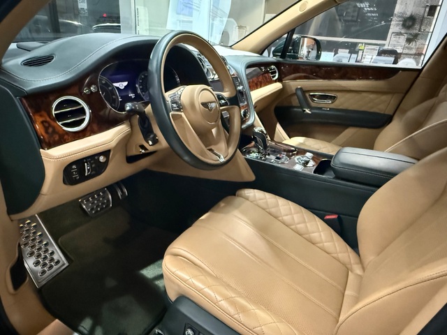 2017 Bentley Benteyga W12