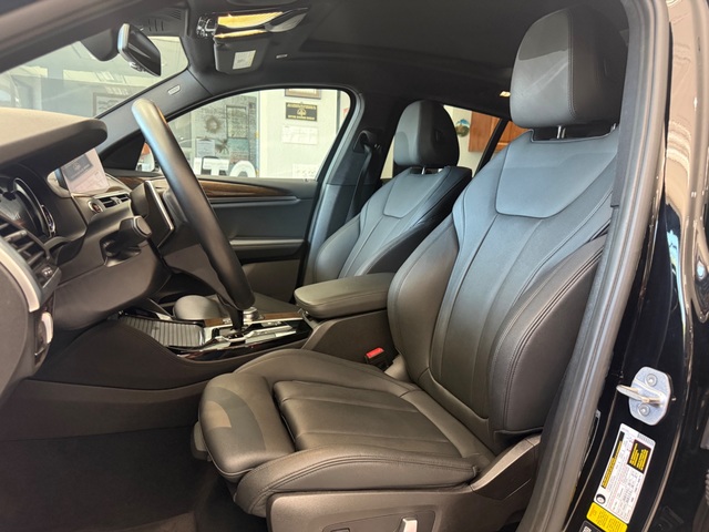 2019 BMW X4 X Drive 30i