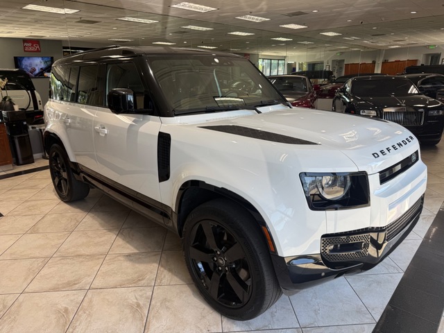 2024 Land Rover Defender 110 P400 X-Dynamic SE
