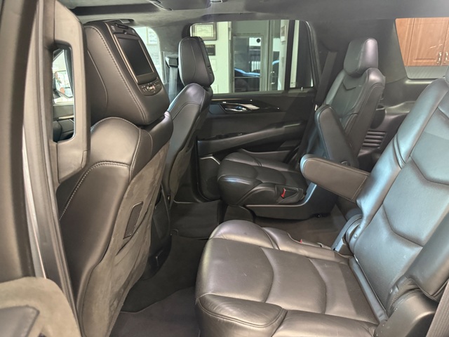 2019 Cadillac Escalade Platinum