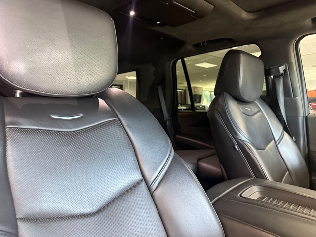 2019 Cadillac Escalade Platinum