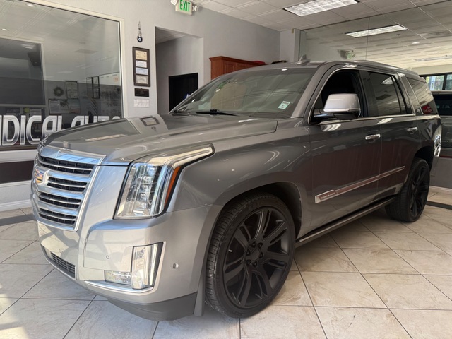 2019 Cadillac Escalade Platinum