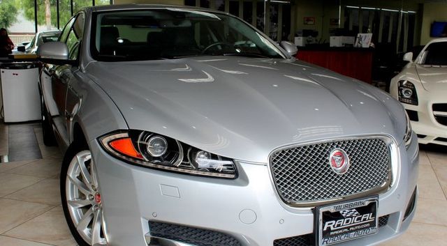 2015 Jaguar XF I4 T Premium