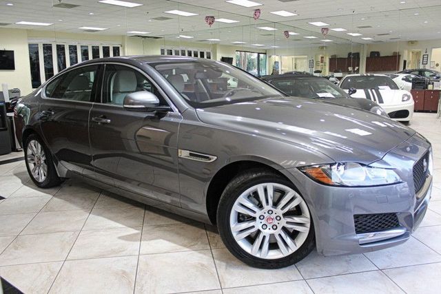 2017 Jaguar XF 35t Premium