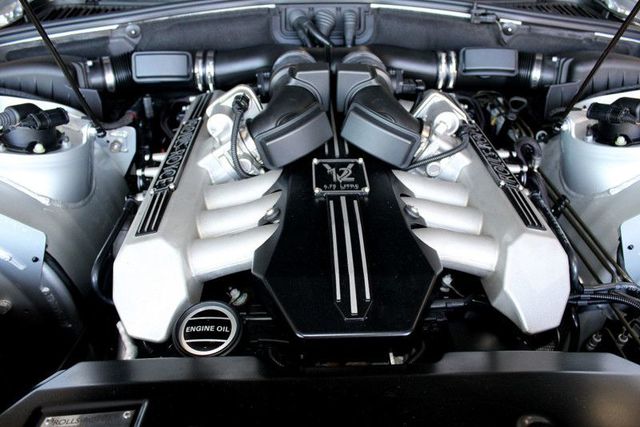 2004 Rolls-Royce Phantom LUXURY SEDAN