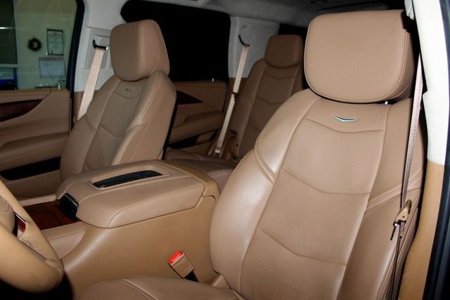 2016 Cadillac Escalade Platinum
