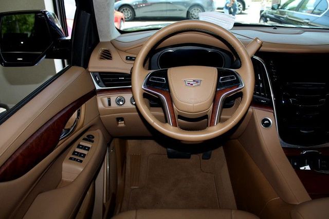 2016 Cadillac Escalade Platinum