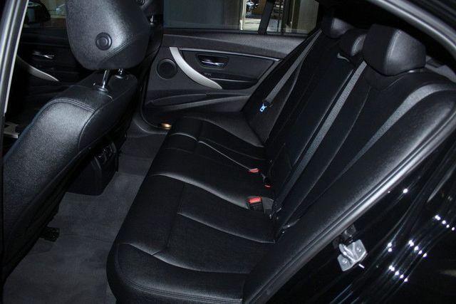 2016 BMW 3 Series 320i
