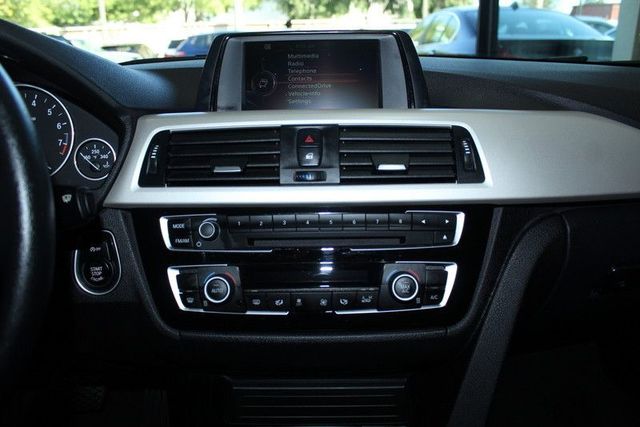 2016 BMW 3 Series 320i