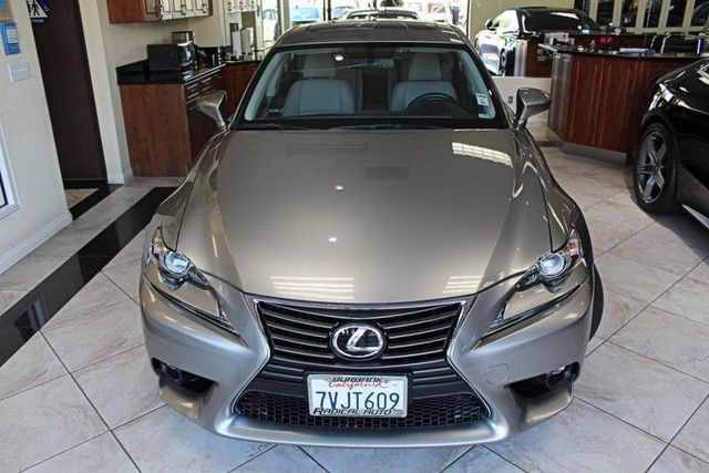 2016 Lexus IS 200t