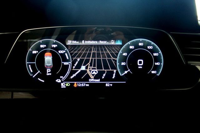 2019 Audi e-tron Premium Plus