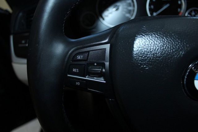 2012 BMW 5 Series 528i