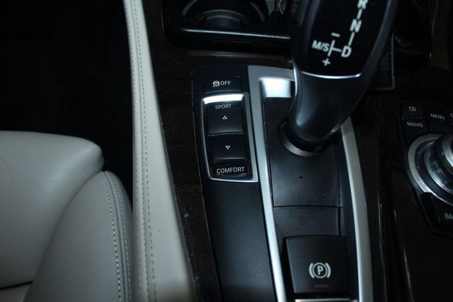 2012 BMW 5 Series 528i