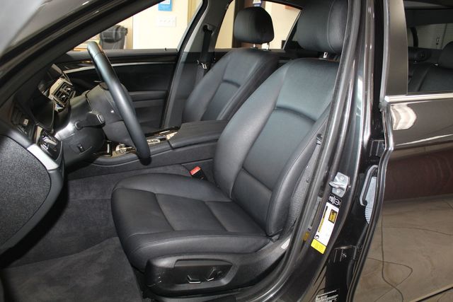 2015 BMW 5 Series 528i