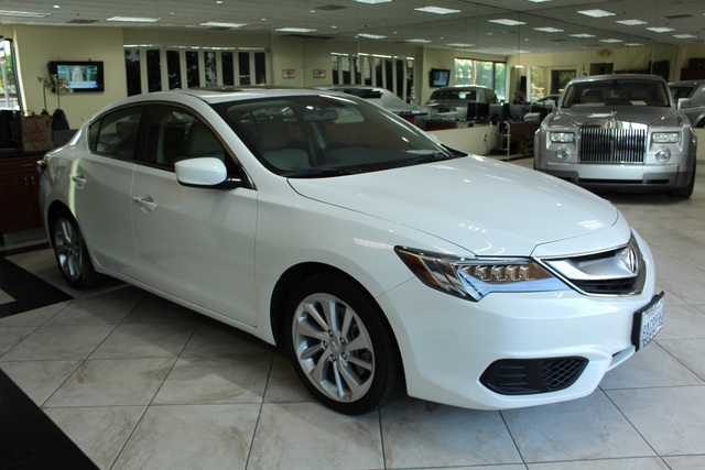 2017 Acura ILX w/AcuraWatch Plus