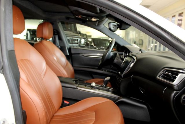 2017 Maserati Ghibli 4DOOR