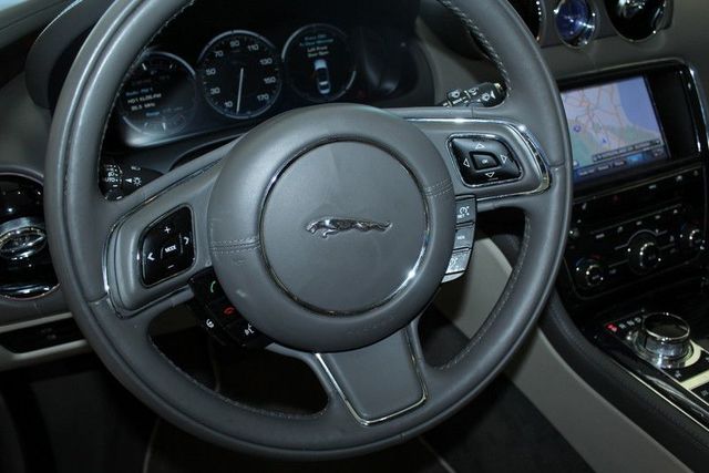 2011 Jaguar XJ 4DOOR