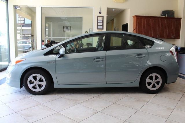 2014 Toyota Prius Two