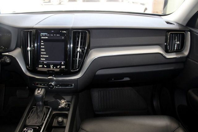 2018 Volvo XC60 Momentum
