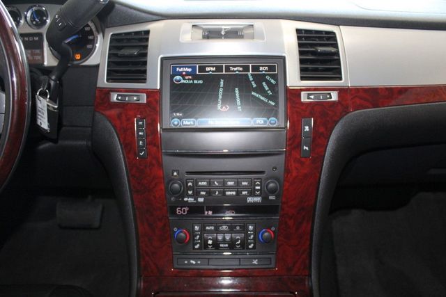 2011 Cadillac Escalade Premium