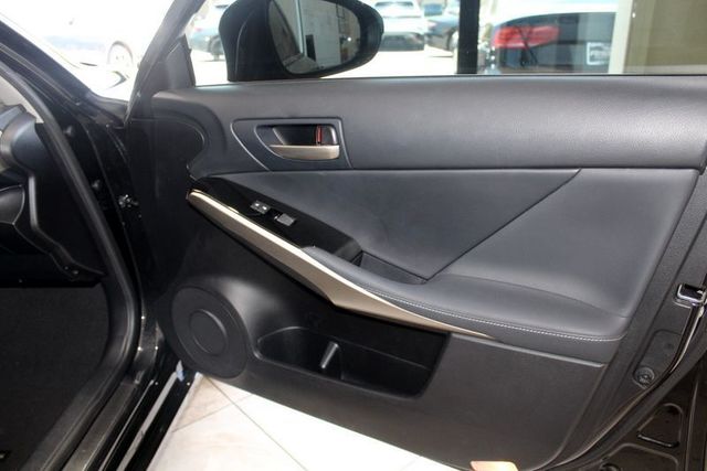 2017 Lexus IS 200T