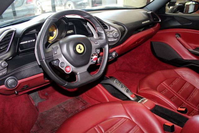 2016 Ferrari 488 GTB Coupe